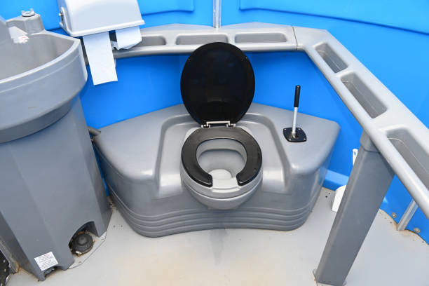 Best Portable restroom trailer rental  in Grenelefe, FL